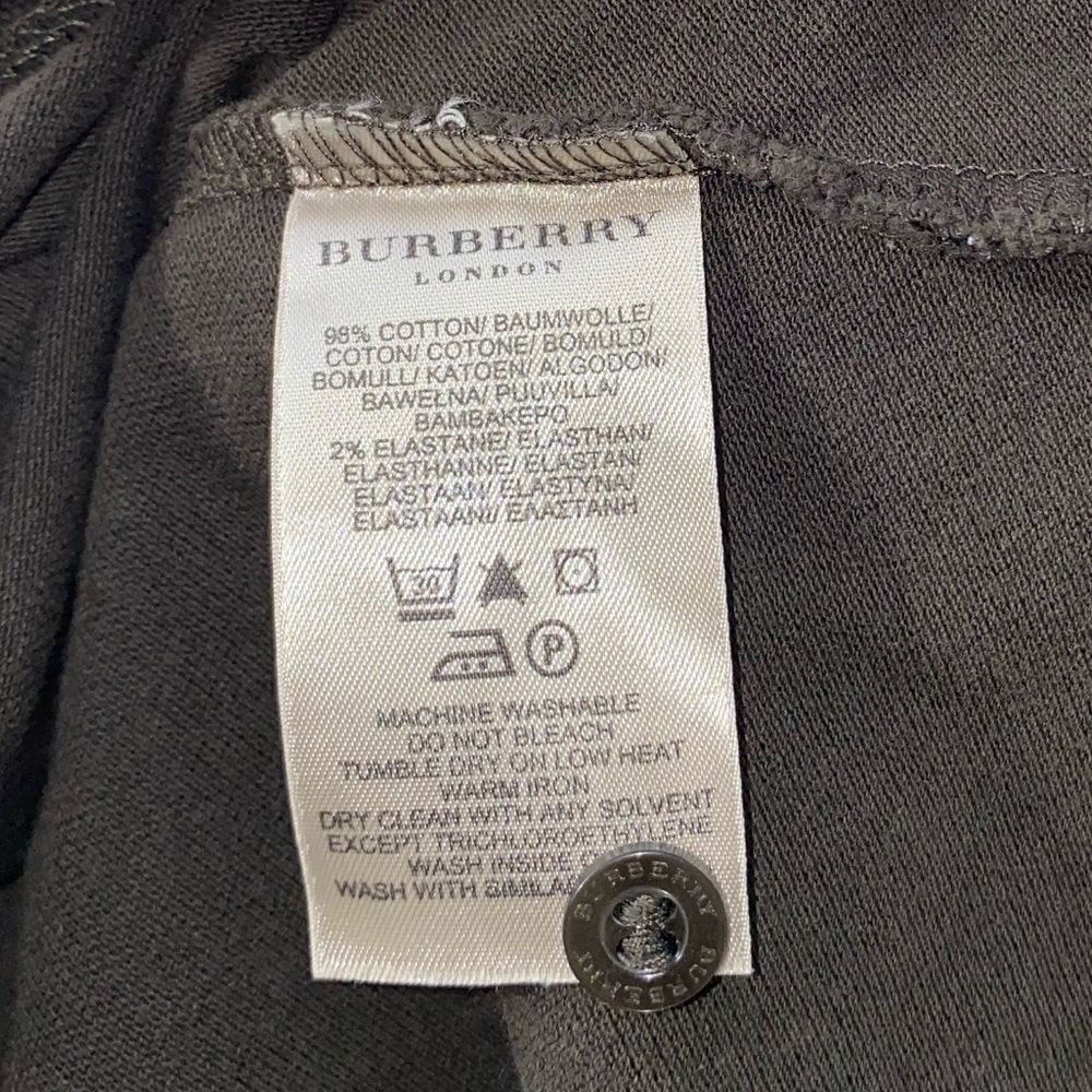 Women’s Burberry short sleeved polo styled shirt in size M - Picture 4 of 4